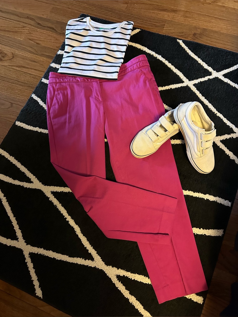 VGUC LADIES SZ 12 LARRY LEVINE STRETCH COTTON WASHABLE BRIGHT PINK PANTS